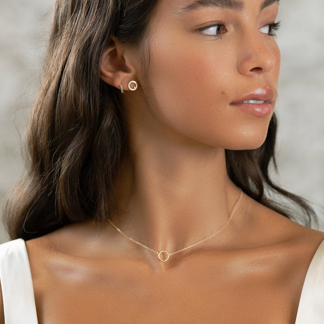 Circle Pendant Necklace