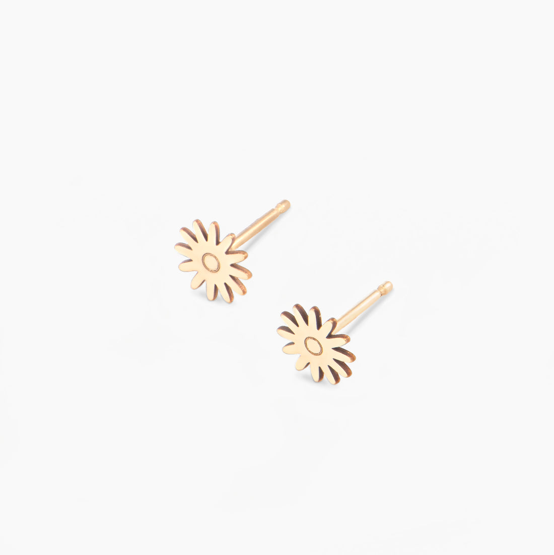 Daisy Flower Stud Earrings