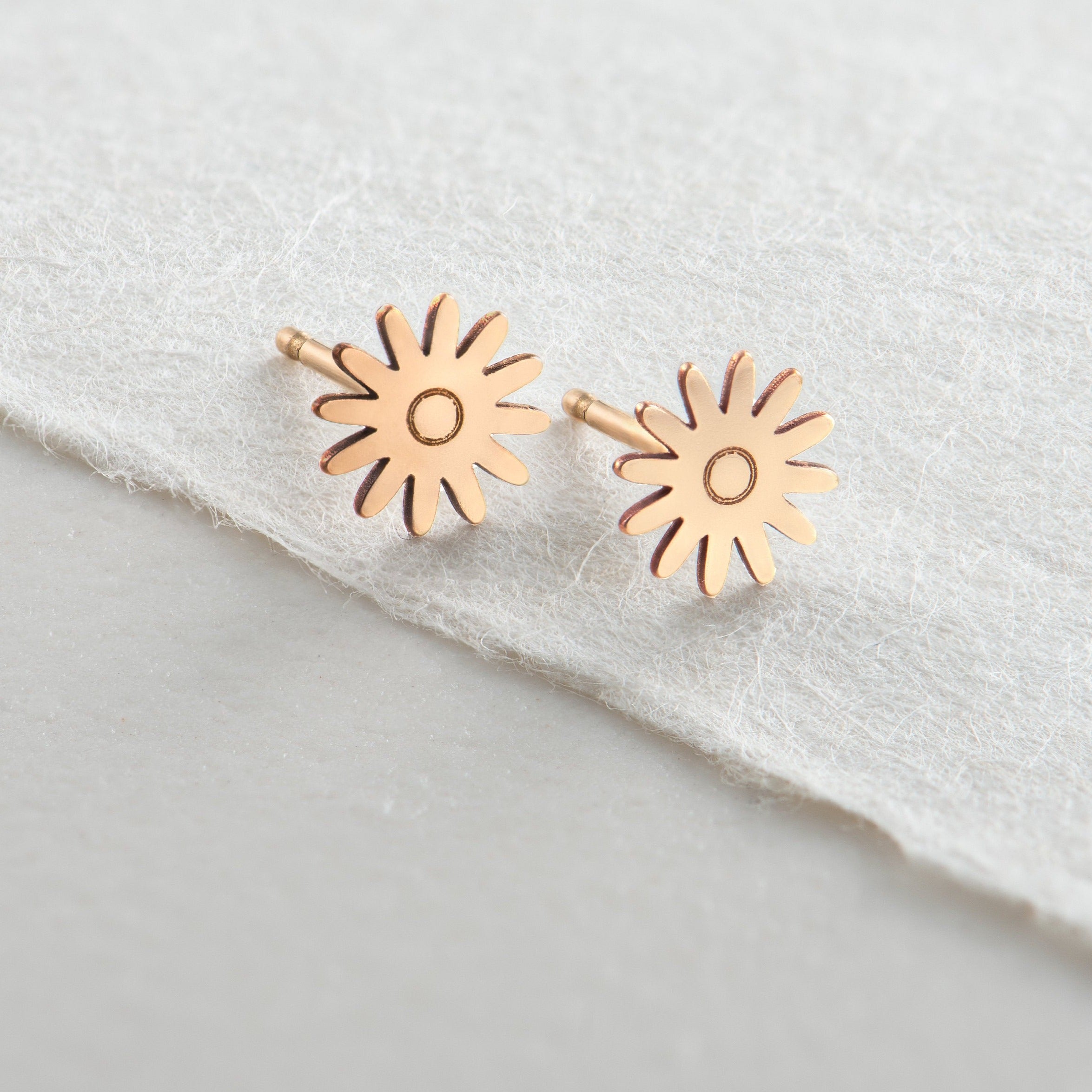 Daisy Flower Stud Earring